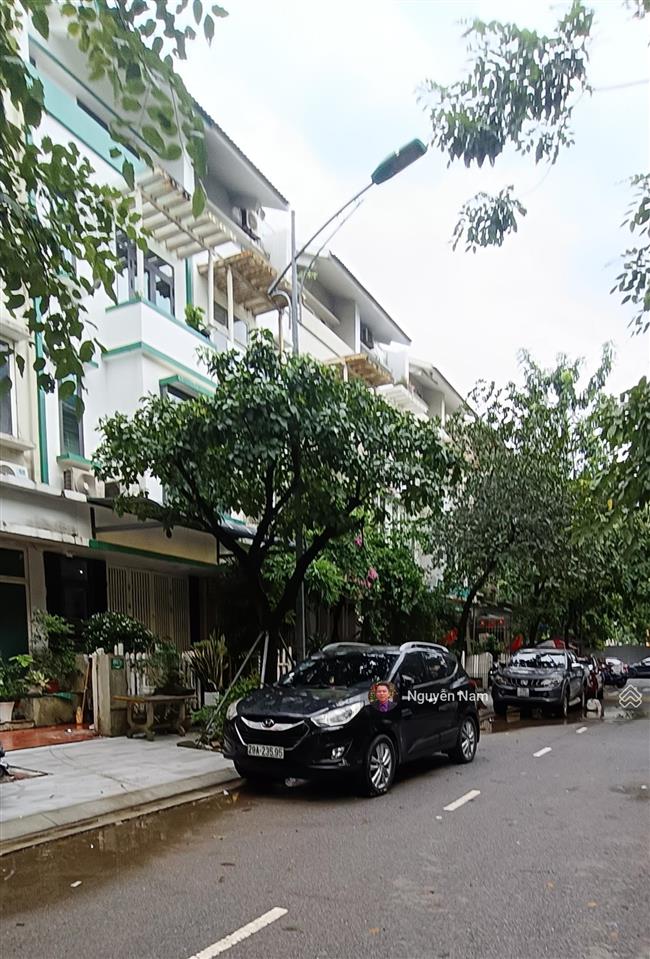 Bán liền kề 85m2, 15,68 tỷ  khu đt xuân phương, vỉa hè kd ô tô tránh