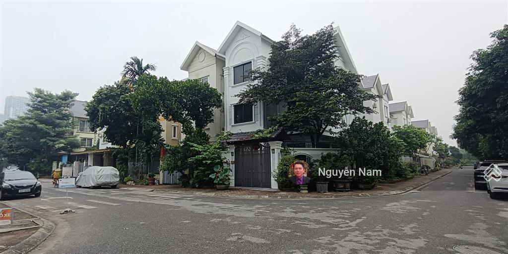 Biệt thự tây mỗ 225m2  4tầng, vị trí đẹp, lô góc, vỉa hè, giá 26,86tỷ
