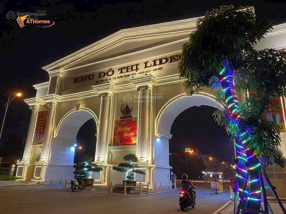 Chủ nhà cần bán gấp căn biệt thự đợn lập vien hồ diều hòa và khu vui chơi thể thao.tại dự án lideco