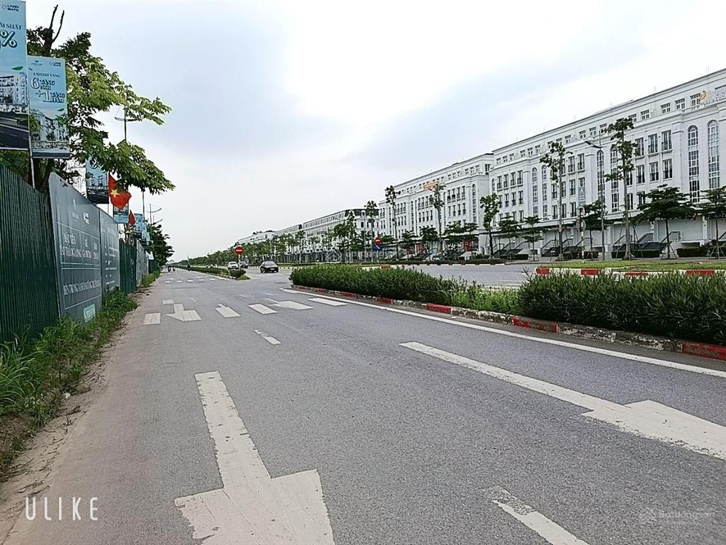 Bán nhà mặt phố đường hướng tâm song song quốc lộ 32, lô góc, 8 tầng có hầm chỉ 358tr/m2