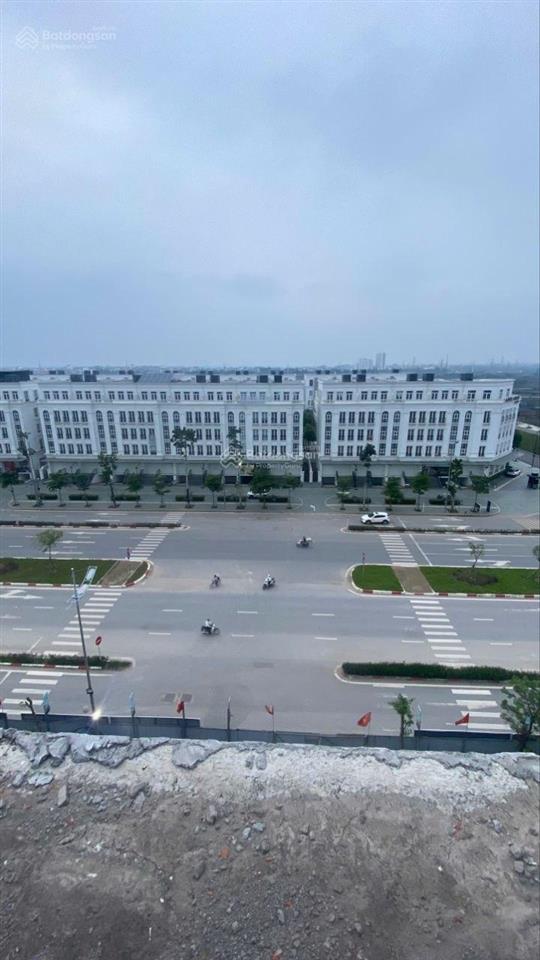 Bán nhà mặt phố đường hướng tâm song song quốc lộ 32, lô góc, 8 tầng có hầm chỉ 358tr/m2