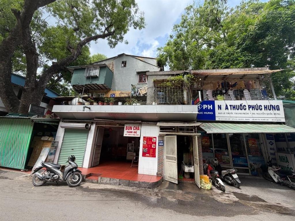 Bán tập thể tầng 1 kim liên, ô tô tránh, mặt chợ, kinh doanh đỉnh cao, dtsd 200m2