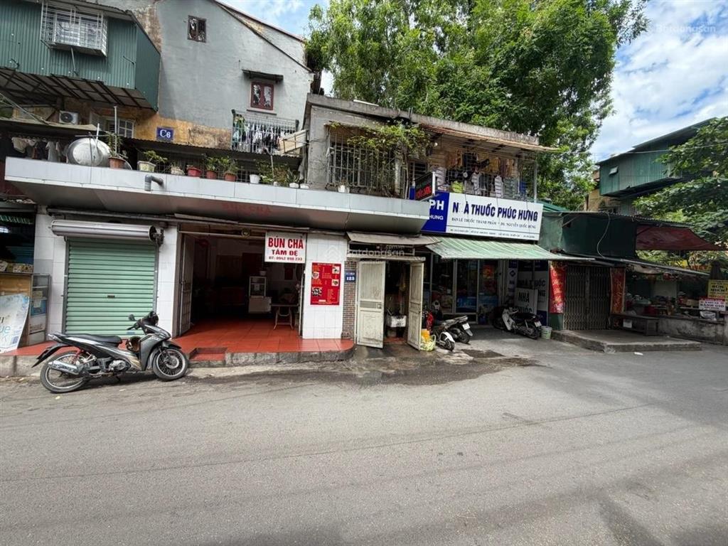 Bán tập thể tầng 1 kim liên, ô tô tránh, mặt chợ, kinh doanh đỉnh cao, dtsd 200m2