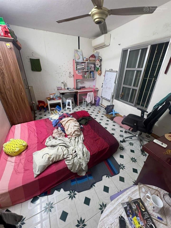 Bán tập thể phương mai, đống đa, hà nội, 5,7 tỷ, 80m2, chính chủ.
