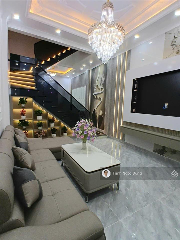 Bán nhà 4 tầng mặt đường nguyễn văn linh, lê chân, hải phòng, kinh doanh buôn bán ok, giá 6,95 tỷ