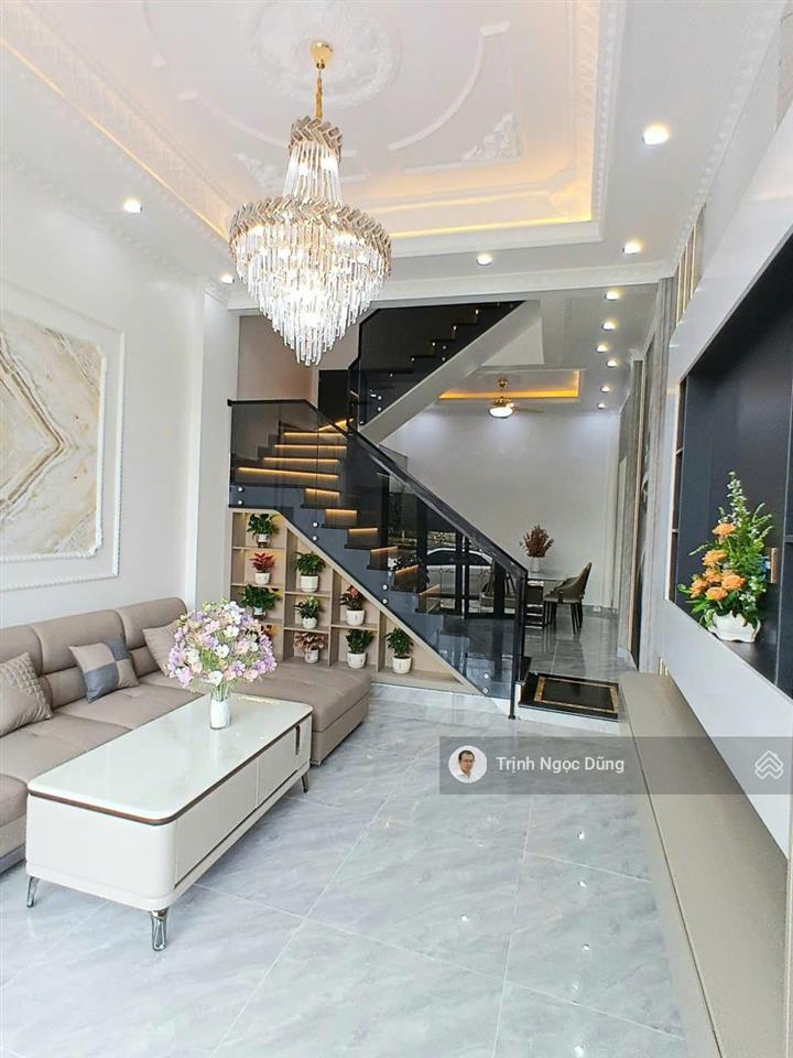 Bán nhà 4 tầng mặt đường nguyễn văn linh, lê chân, hải phòng, kinh doanh buôn bán ok, giá 6,95 tỷ