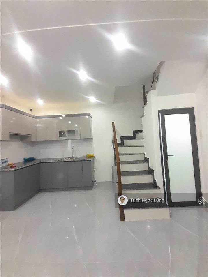 Bán nhà 2 tầng dân xây đà nẵng ngô quyền hải phòng, giá 1.699 tỷ.