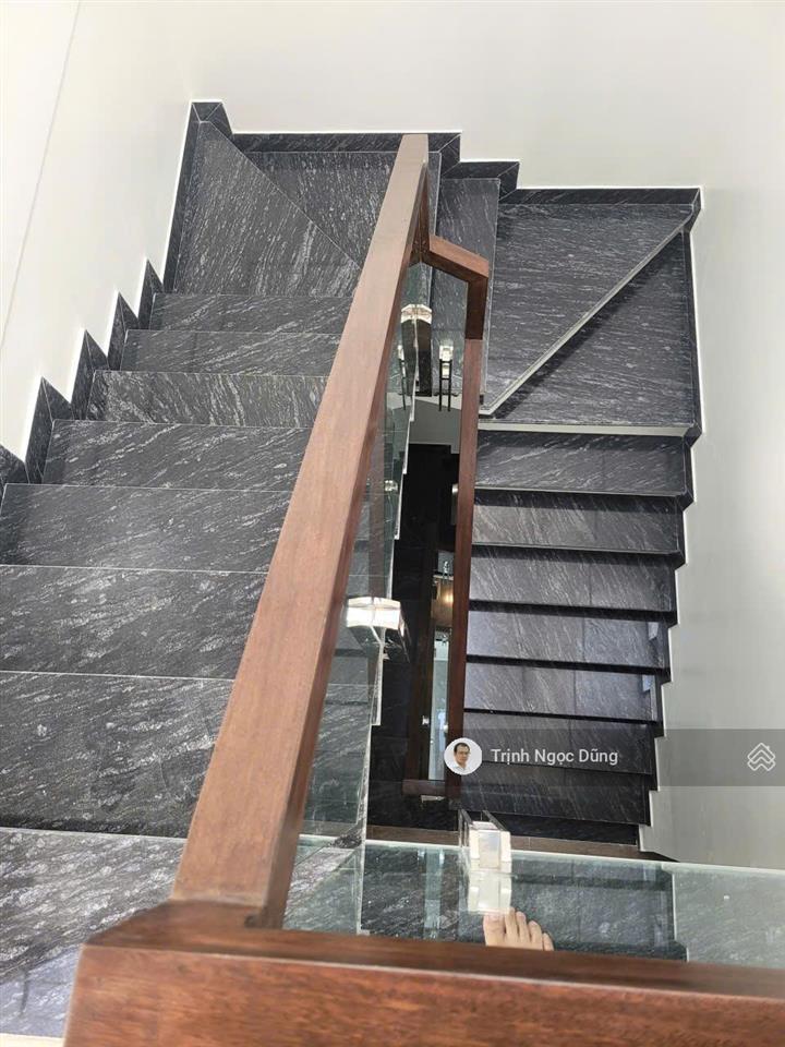 Cho thuê nhà 4 tầng mới xây, full đồ 4 phòng, mặt ngõ lực hành hải an hải phòng giá 12 triệu/tháng