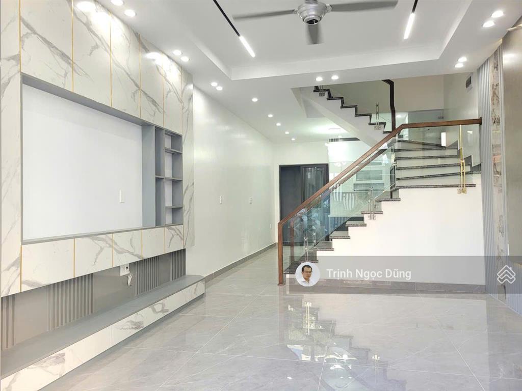 Cho thuê nhà 4 tầng mới xây, full đồ 4 phòng, mặt ngõ lực hành hải an hải phòng giá 12 triệu/tháng