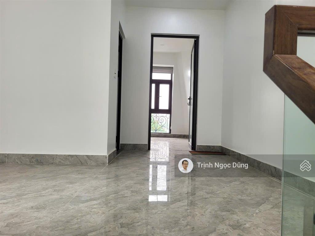 Bán nhà 4 tầng shophouse grand tower sở dầu hồng bàng hải phòng, kinh doanh buôn bán ok, giá 5.5 tỷ