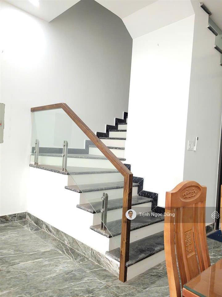 Bán nhà 4 tầng shophouse grand tower sở dầu hồng bàng hải phòng, kinh doanh buôn bán ok, giá 5.5 tỷ