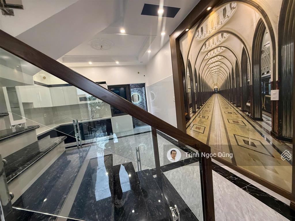 Bán nhà 3 tầng xây độc lập sân cổng riêng chợ đồng tải lưu úc phù liễn, hải phòng, giá 3.15 tỷ.