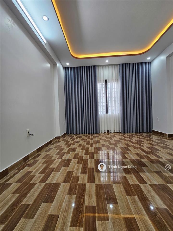 Bán nhà 4 tầng thiên lôi gần ngã tư phúc tăng lê chân hải phòng, oto đỗ cửa, giá 4.15 tỷ. tặng đồ.