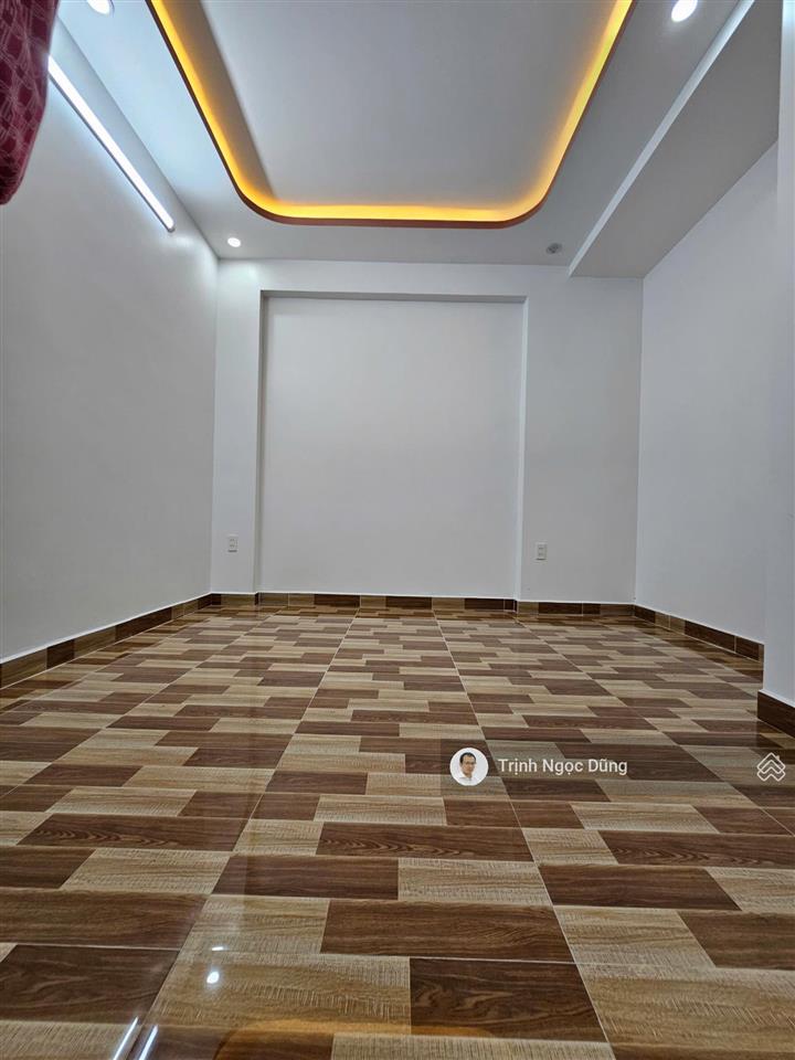 Bán nhà 4 tầng thiên lôi gần ngã tư phúc tăng lê chân hải phòng, oto đỗ cửa, giá 4.15 tỷ. tặng đồ.