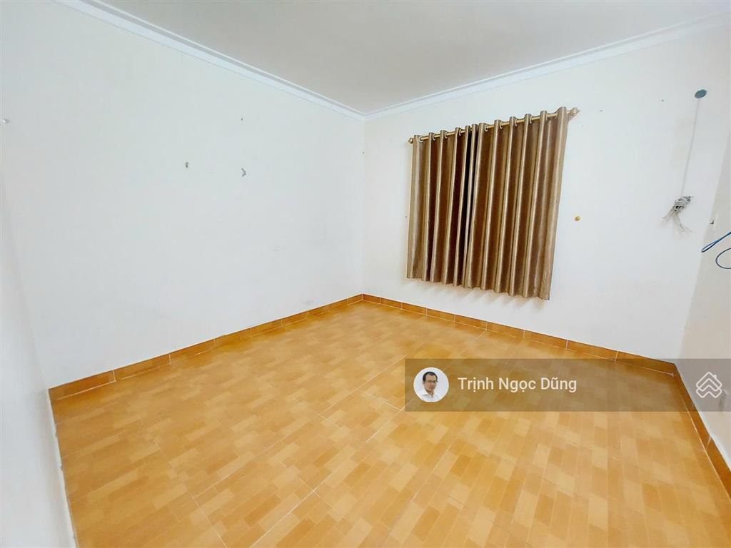 Bán nhà 3 tầng trà khê anh dũng dương kinh hải phòng, oto đỗ cửa, giá 1.699 tỷ. tặng sofa mới