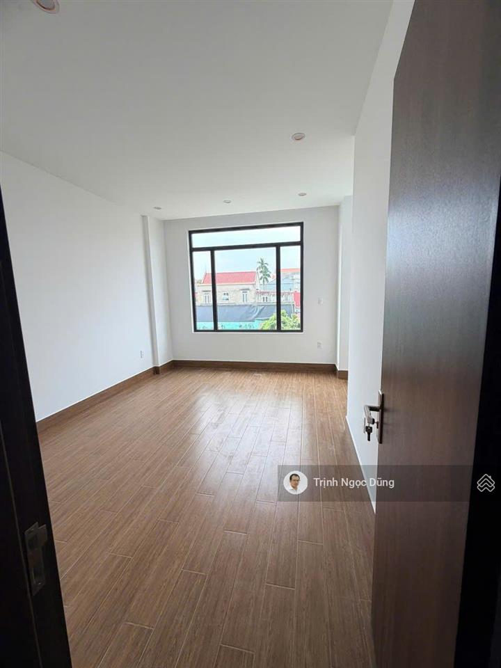 Bán nhà 3 tầng xây độc lâp hải thành 2 dương kinh hải phòng, oto đỗ cửa, giá 2.8 tỷ.