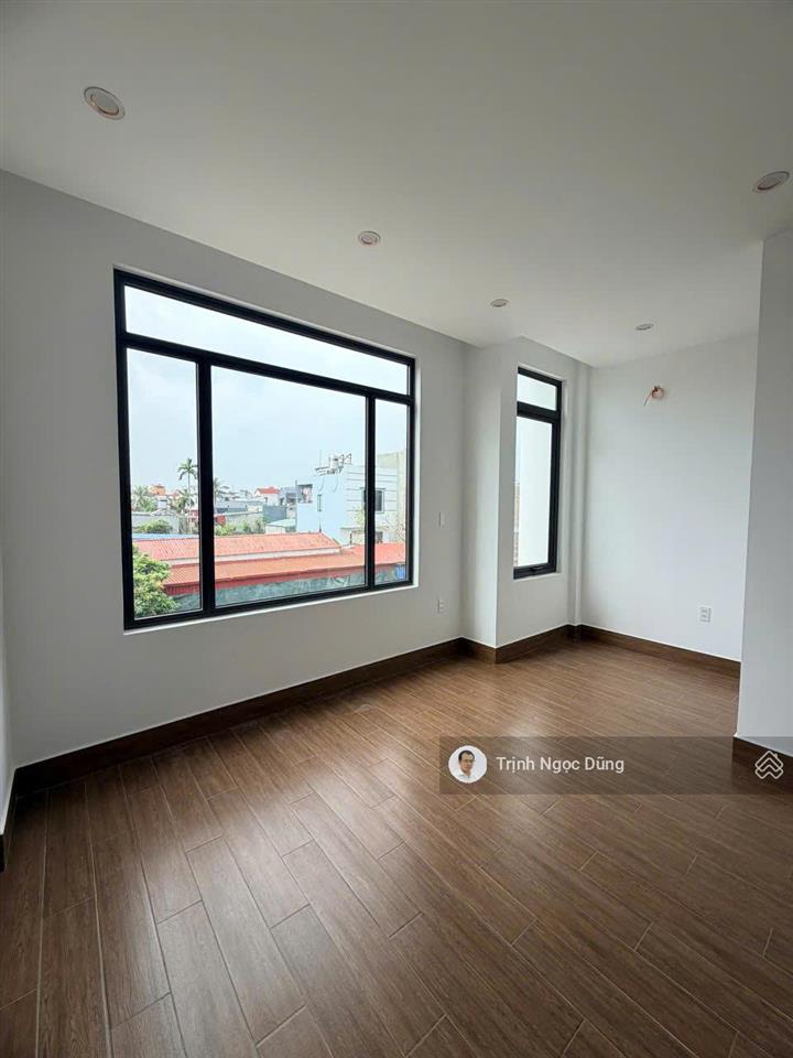 Bán nhà 3 tầng xây độc lâp hải thành 2 dương kinh hải phòng, oto đỗ cửa, giá 2.8 tỷ.