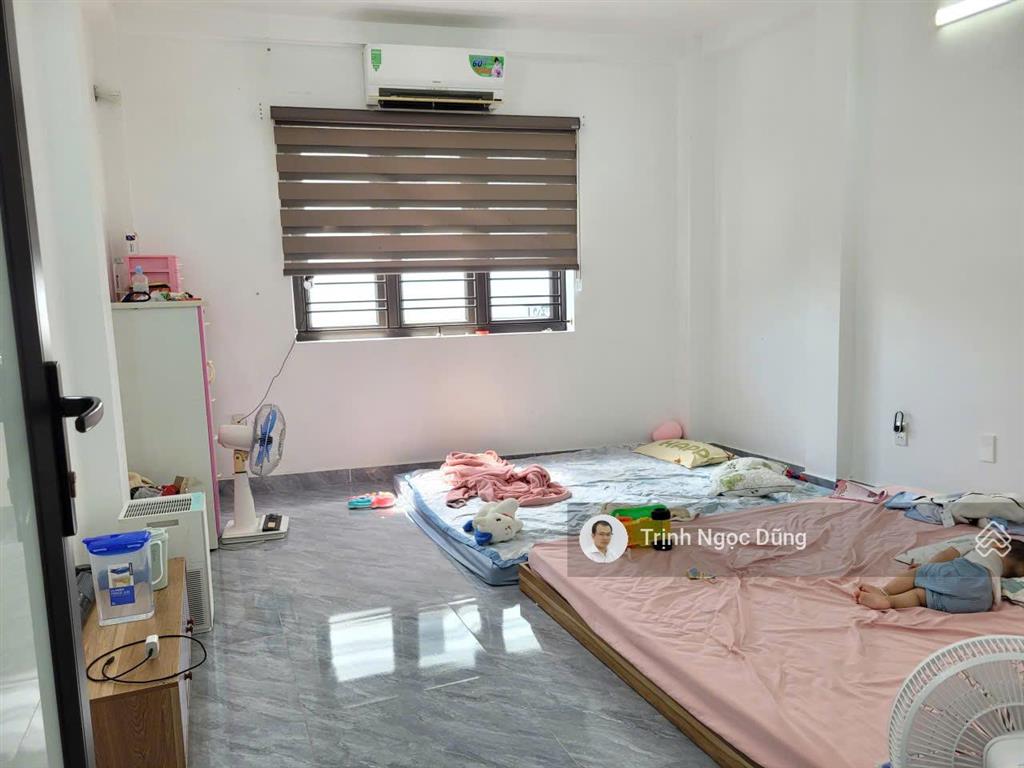 Bán nhà 3 tầng dân xây độc lâp cát linh tràng cát hải an hải phòng, oto đỗ cửa, giá 2.35 tỷ.