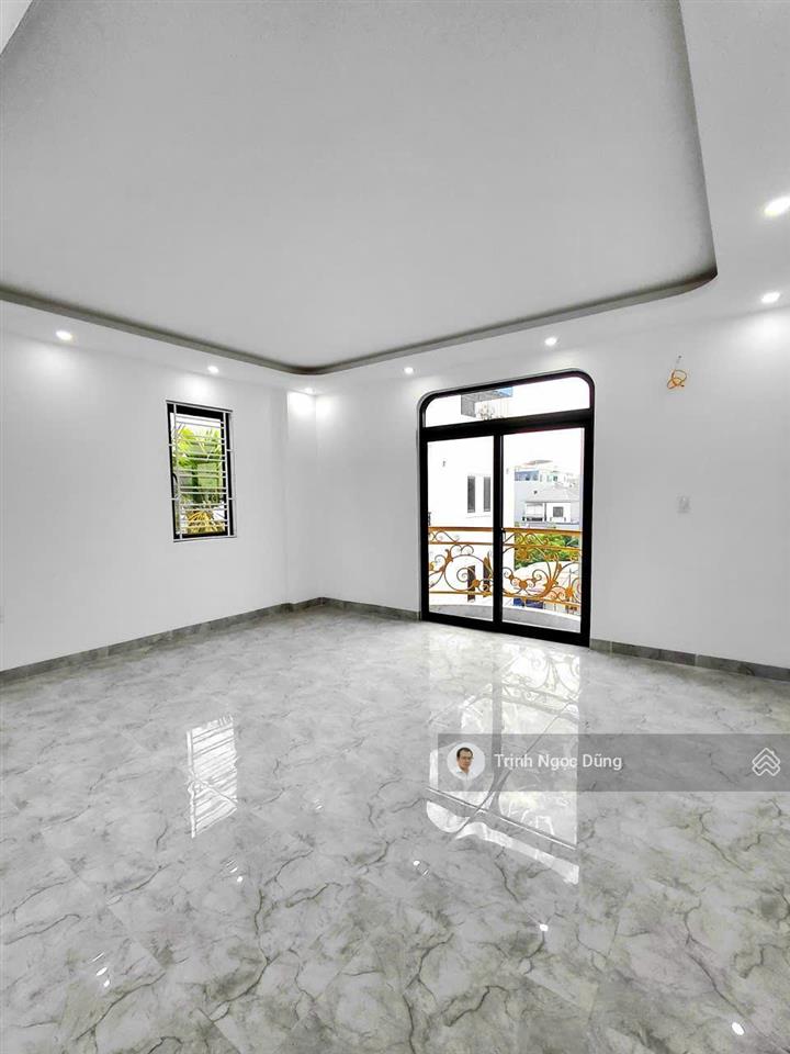 Bán nhà 4 tầng lô góc lũng đông thông tđc gốc lim đằng hải hải an hải phòng, giá 4.15 tỷ.