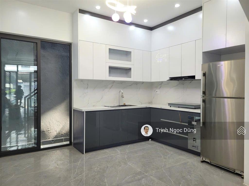 Bán nhà 4 tầng lực hành trung lực ngô gia tự hải an hải phòng, ô tô đỗ cửa, giá 4,8 tỷ. full đồ