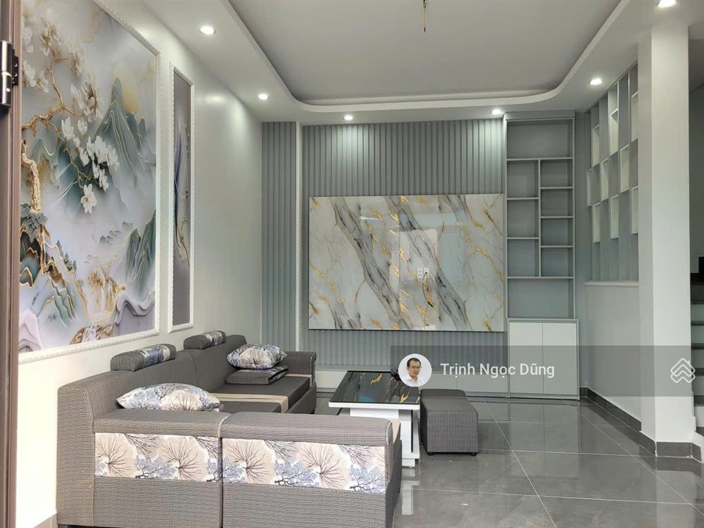 Bán nhà 3 tầng chiêu chinh nguyễn lương bằng kiến an hải phòng, ô tô đỗ cửa ngày đêm, giá 1.95 tỷ.