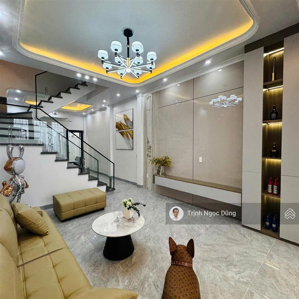 Bán nhà 4 tầng độc lập sân cổng riêng vũ chí thắng lê chân hải phòng oto đỗ cửa giá 4.19 tỷ tặng đồ