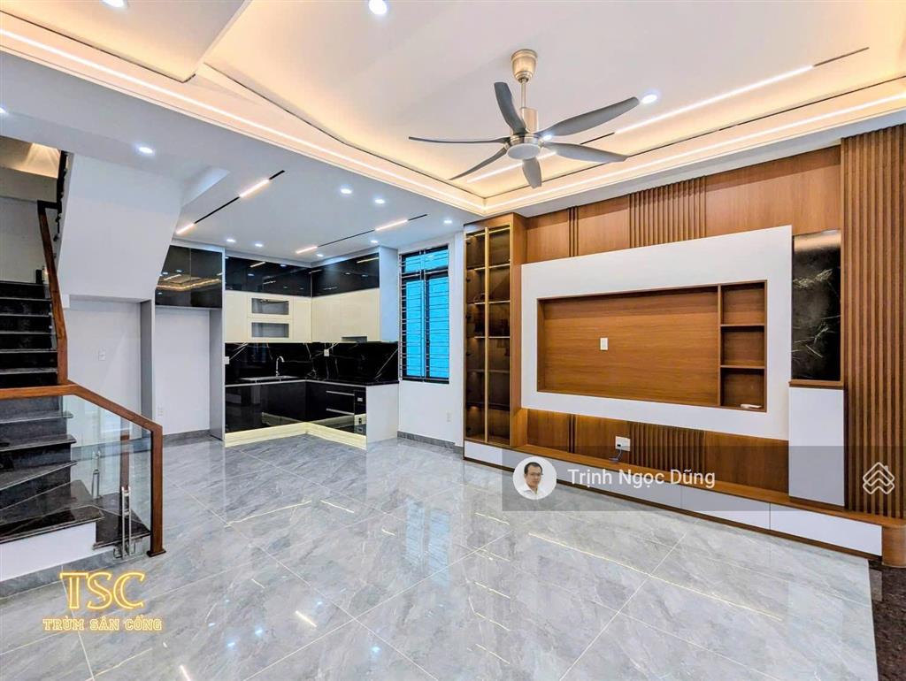 Bán nhà 4 tầng hồ sen lê chân hải phòng, ô tô đỗ cửa, giá 5.6 tỷ. tặng kèm nội thất