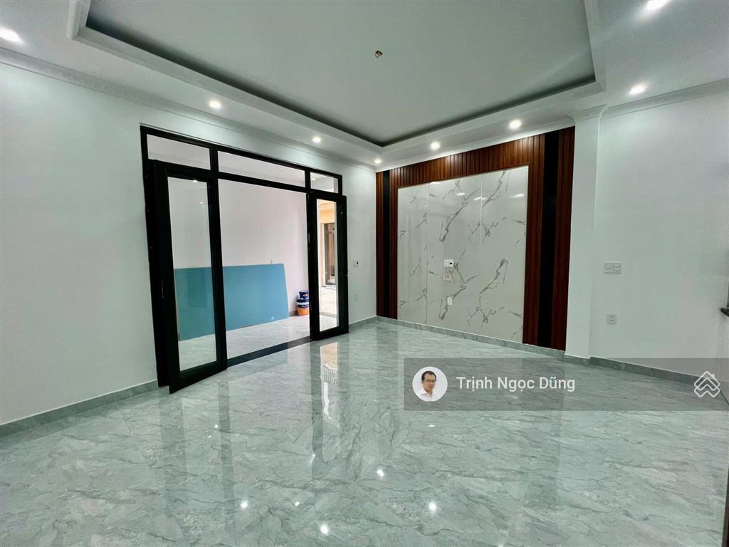 Bán nhà 3 tầng xây mới trữ khê ngã 6 quán trữ kiến an hải phòng, ô tô vào sát cửa, giá 2.5 tỷ.