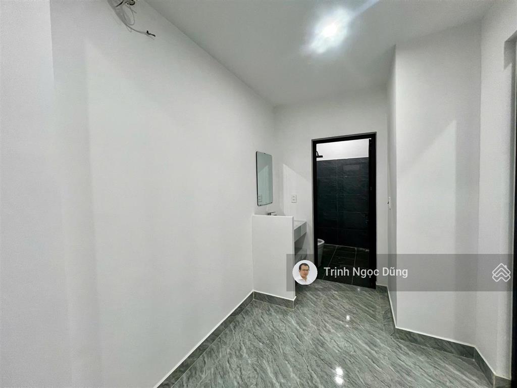 Bán nhà 3 tầng xây mới trữ khê ngã 6 quán trữ kiến an hải phòng, ô tô vào sát cửa, giá 2.5 tỷ.
