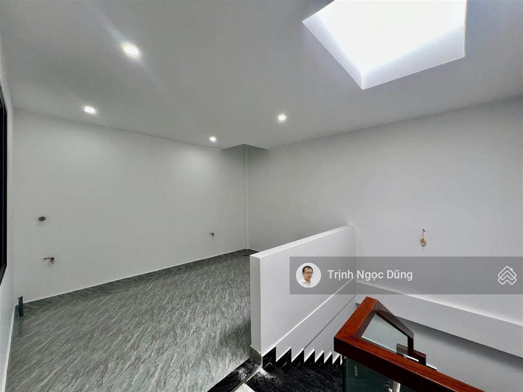 Bán nhà 3 tầng xây mới trữ khê ngã 6 quán trữ kiến an hải phòng, ô tô vào sát cửa, giá 2.5 tỷ.