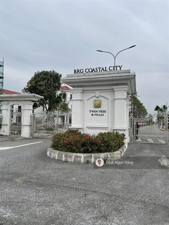 Bán nhà biệt thự đơn lập 3 tầng khu đô thị brg coastal đồ sơn hải phòng, bể bơi riêng, giá 10,5 tỷ.