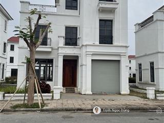 Bán nhà biệt thự đơn lập 3 tầng khu đô thị brg coastal đồ sơn hải phòng, bể bơi riêng, giá 10,5 tỷ.