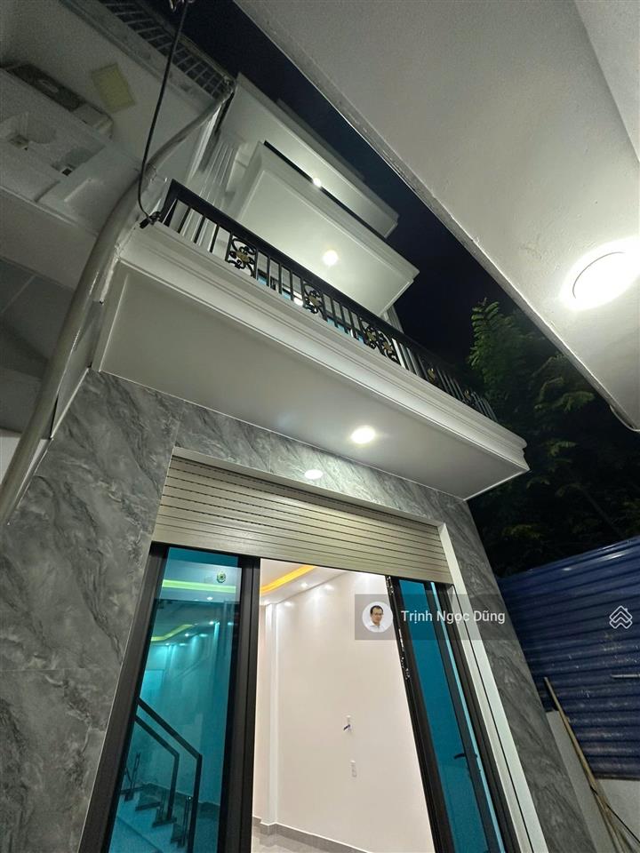 Bán nhà 4 tầng khu chợ lũng hoa đoàn kết hải an hải phòng, ô tô đỗ cửa, giá 3,9 tỷ.