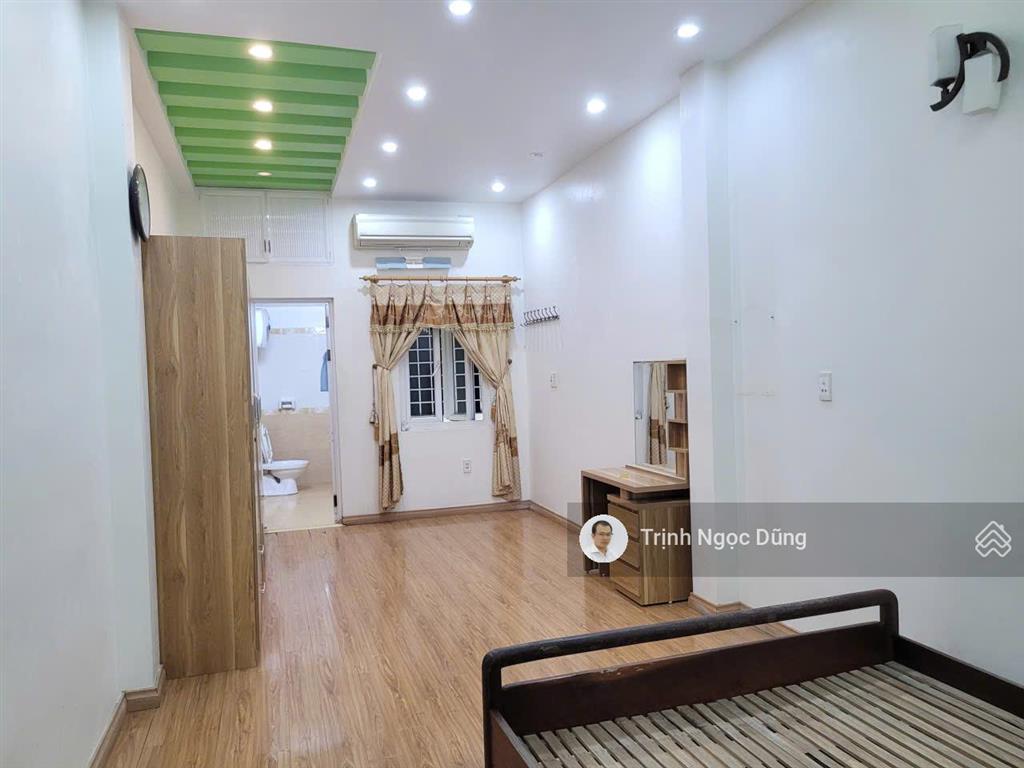 Bán nhà 3 tầng dân xây sân cổng tại lâm tường, lê chân, hải phòng, ô tô nhỏ vào nhà, giá 4,65 tỷ