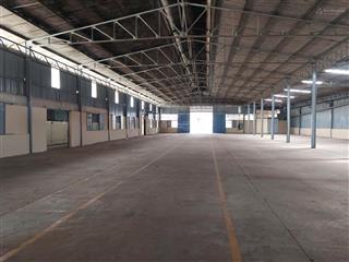Cho thuê nhà xưởng 1100m2 đường xe công 40 feet
