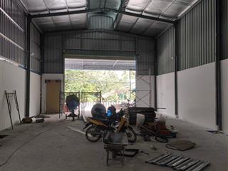 Cho thuê nhà xưởng 250m2 đường vườn lài an phú đông