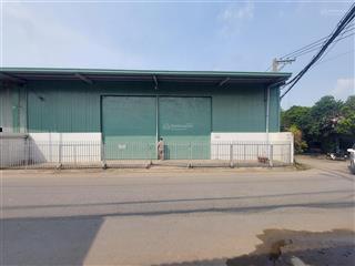 Cho thuê nhà xưởng 1300m2 gần cầu vượt quang trung