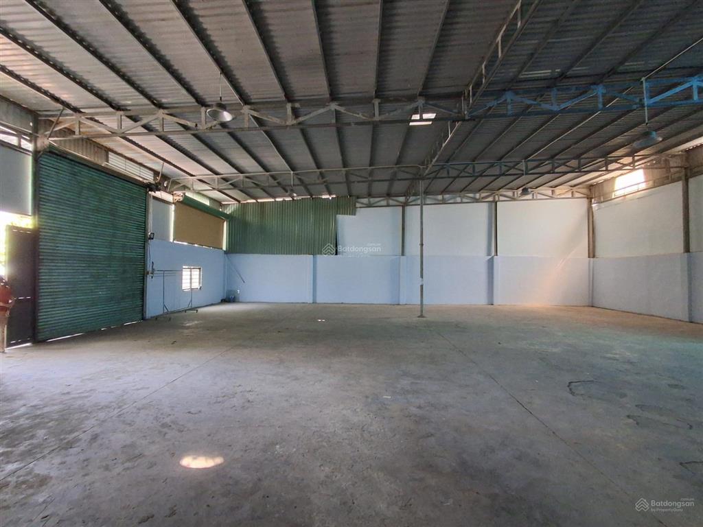 Cho thuê nhà xưởng 400m2 phường thạnh xuân
