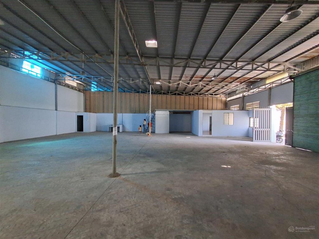 Cho thuê nhà xưởng 400m2 phường thạnh xuân