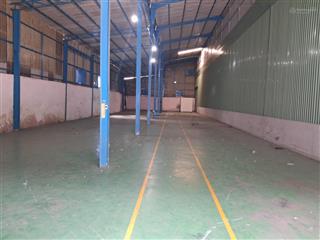 Cho thuê nhà xưởng 700m2 phường thạnh lộc, trạm điện 400kav, xe công 40 feet