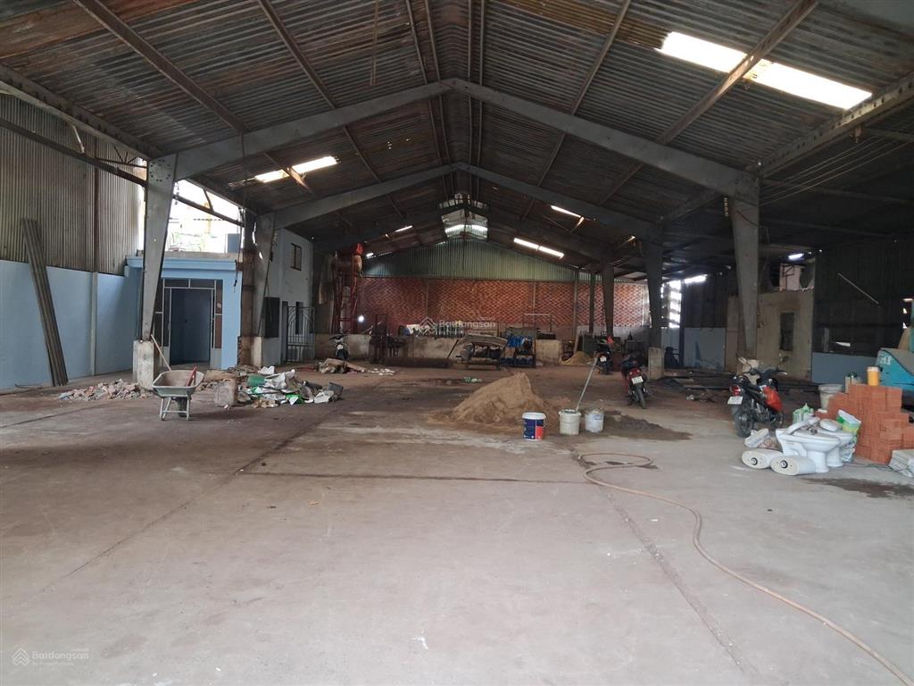 Cho thuê nhà xưởng 1000m2 đường xe công 40 feet