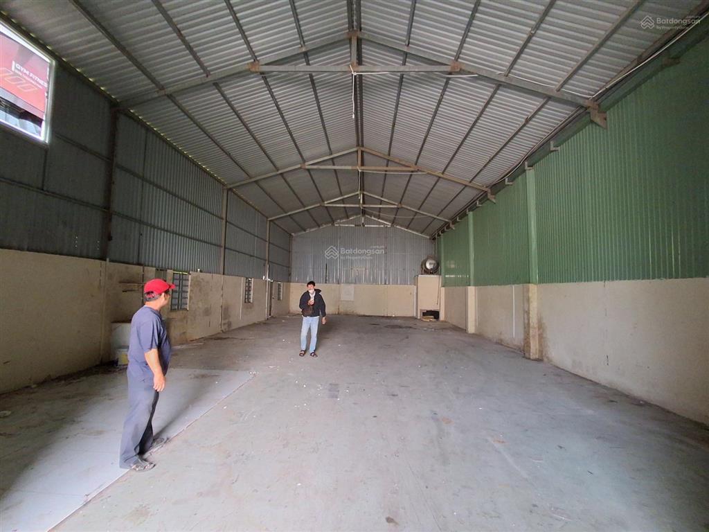 Cho thuê nhà xưởng 350m2 khu vực đường vườn lài phường an phú đông