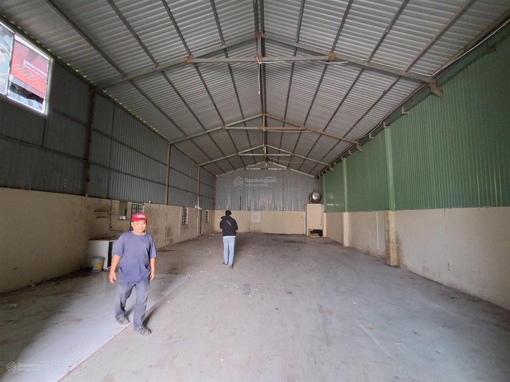 Cho thuê nhà xưởng 350m2 khu vực đường vườn lài phường an phú đông