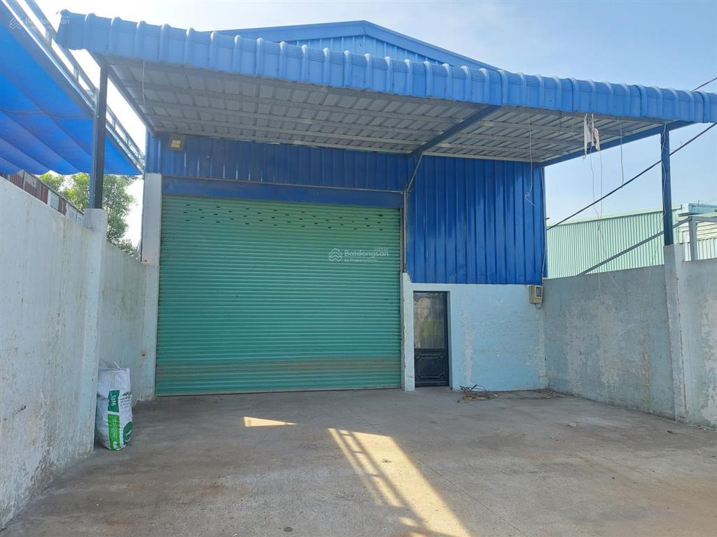 Cho thuê nhà xưởng 1200m2 đường xe công 40 feet