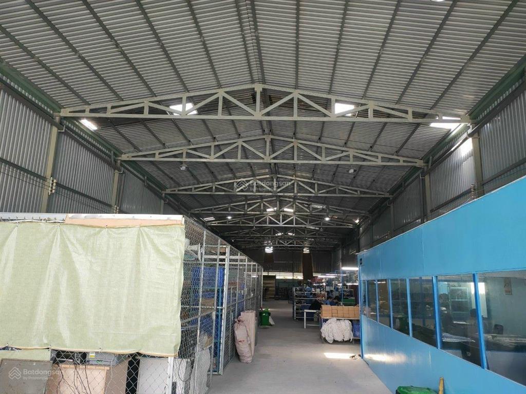 Cho thuê nhà xưởng 1200m2 đường xe công 40 feet