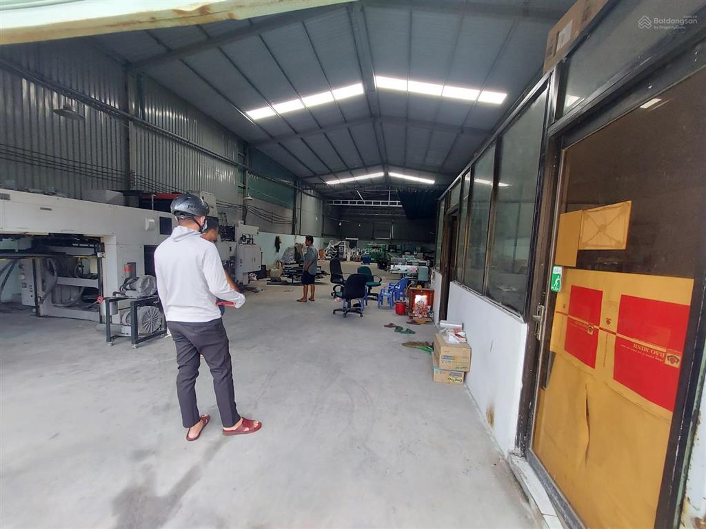 Cho thuê nhà xưởng 600m2 đường xe công 40 feet tại phường đông hưng thuận