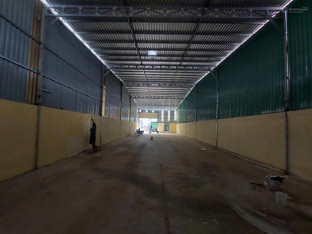 Cho thuê nhà xưởng 300m2 tại phường an phú đông
