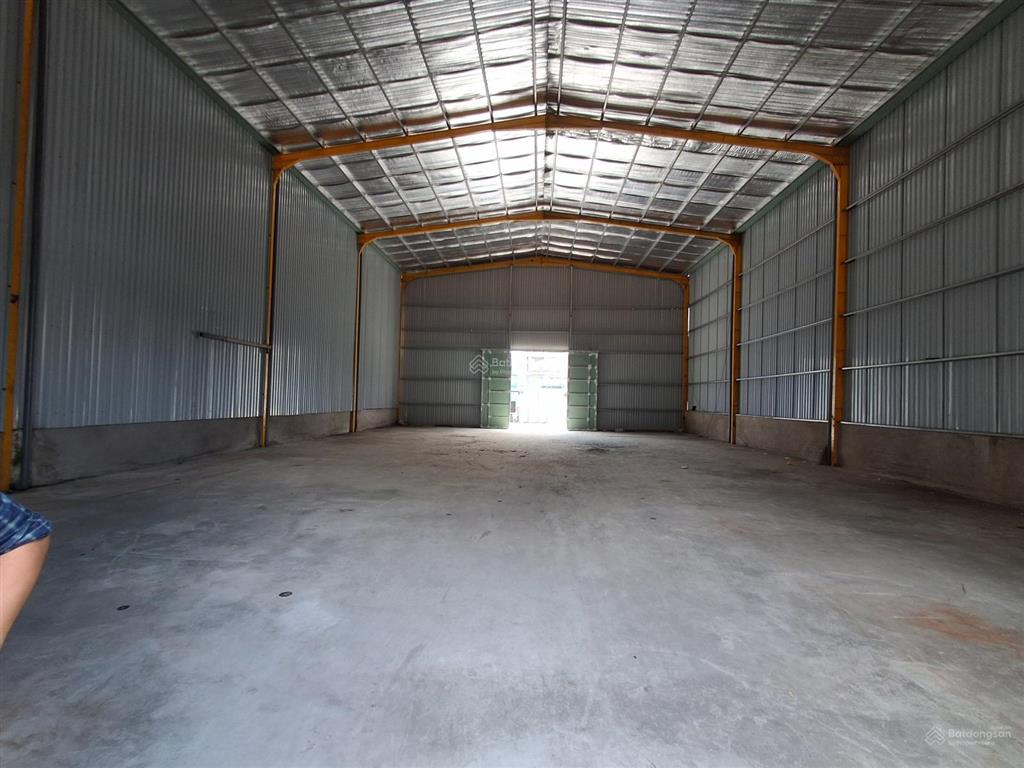 Cho thuê nhà xưởng 900m2 đường vườn lài, phường an phú đông