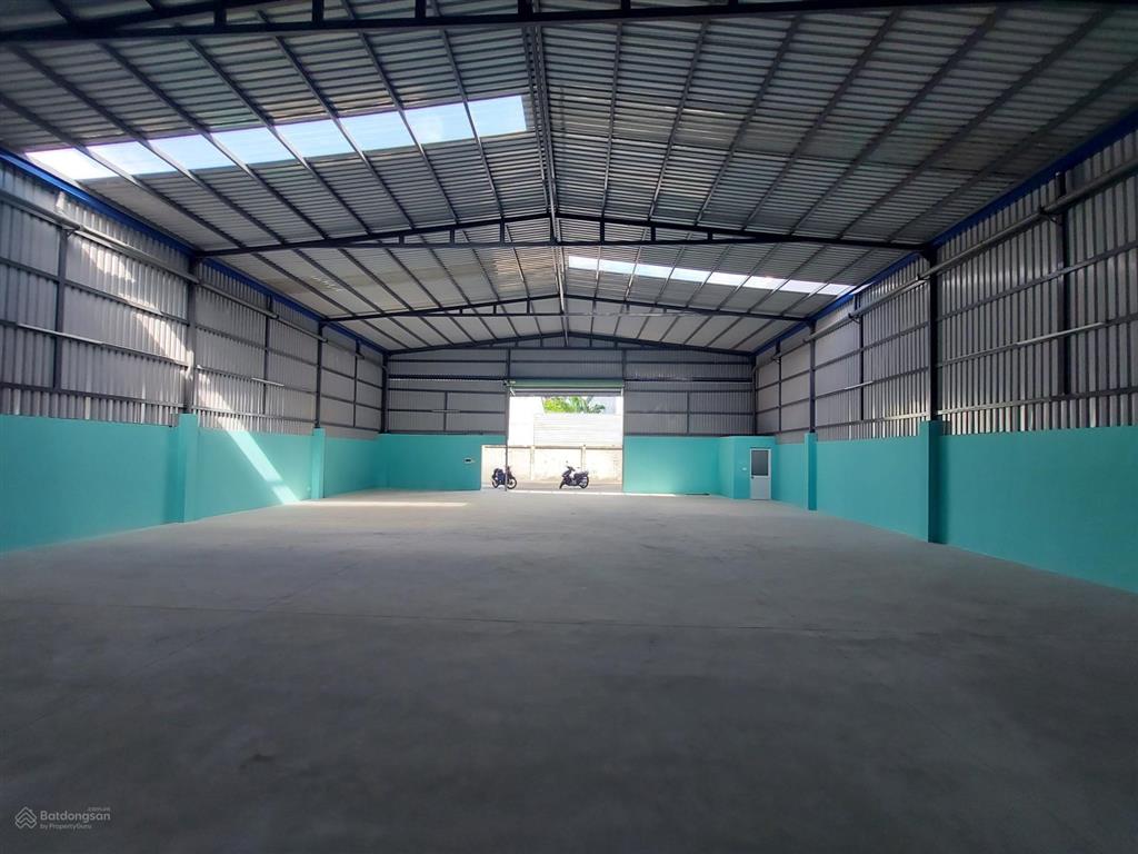 Cho thuê nhà xưởng 500m2, 700m2, 1200m2, 1500m2, 2500m2 đường xe công 40 feet lưu thông 24/7