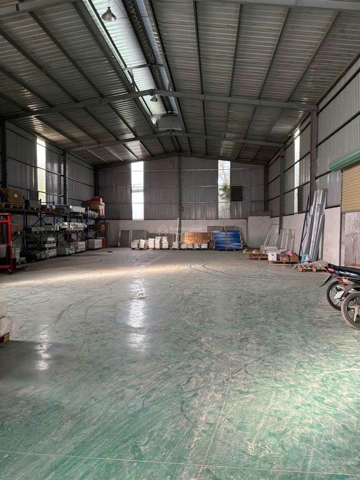 Cho thuê nhà xưởng 500m2, 700m2, 1200m2, 1500m2, 2500m2 đường xe công 40 feet lưu thông 24/7